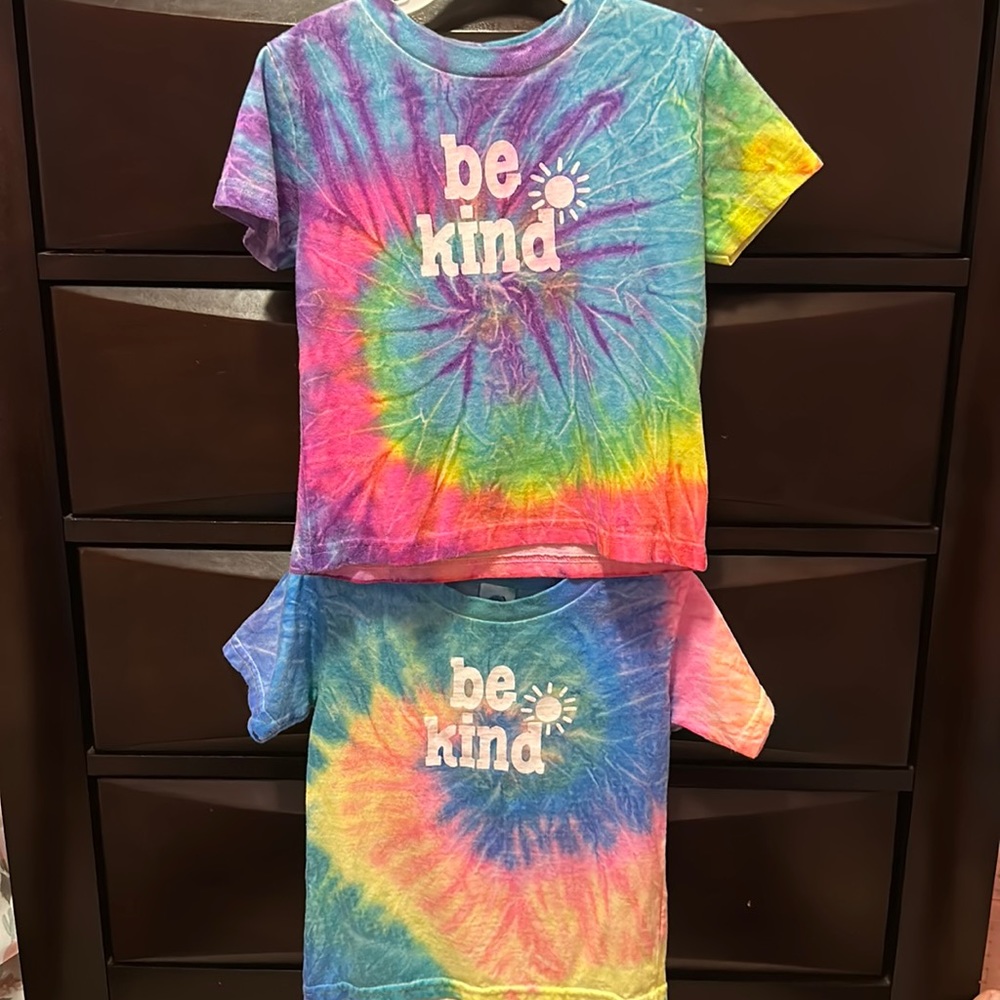 Sunshine Sisters ☀️ BE KIND toddler shirts